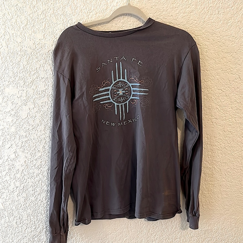 Santa Fe NM simple long sleeve tee